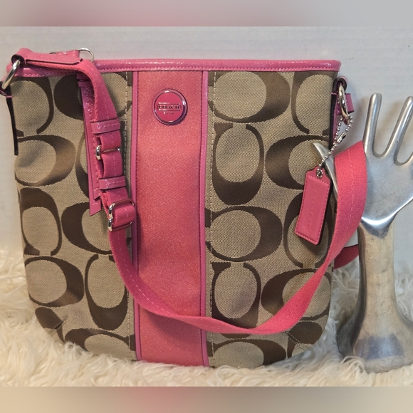 Coach crossbody - Picture 1 of 14